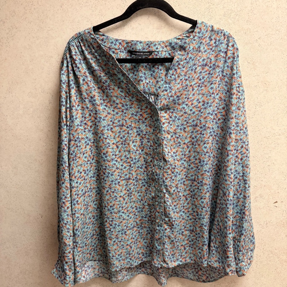 Zac & Rachel 1X Plus Woman Floral Print V Neck Button Boho Peasant Cozy Blouse‎